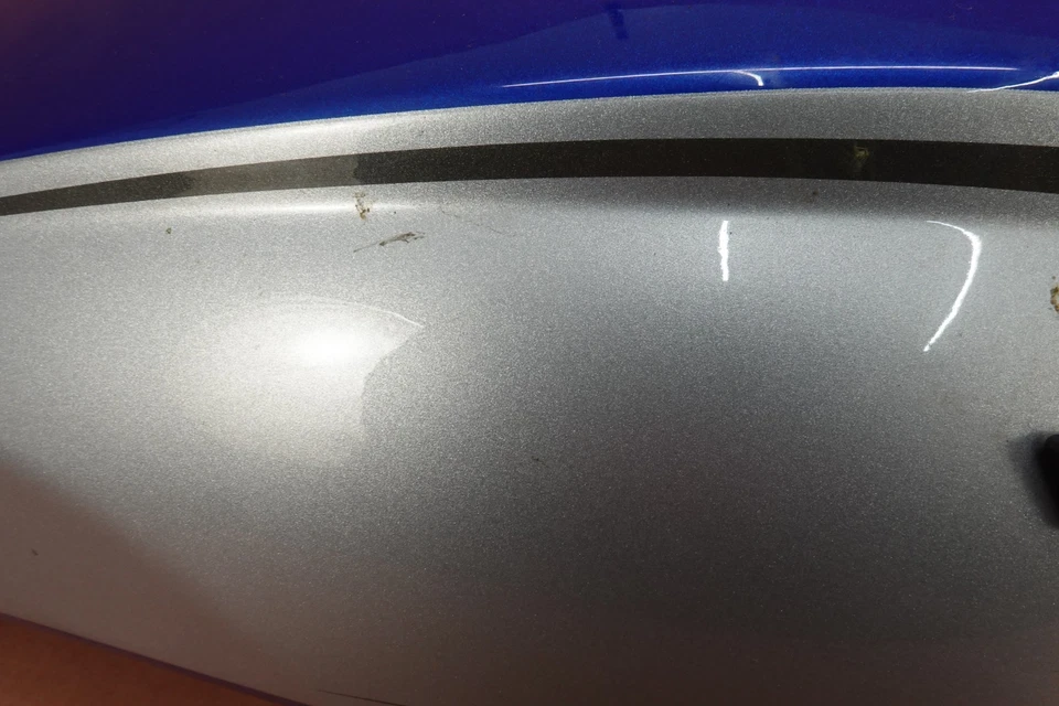 Tanque de gasolina Victory Cross Country 2010-2017 - abollado Foto 3 de 4