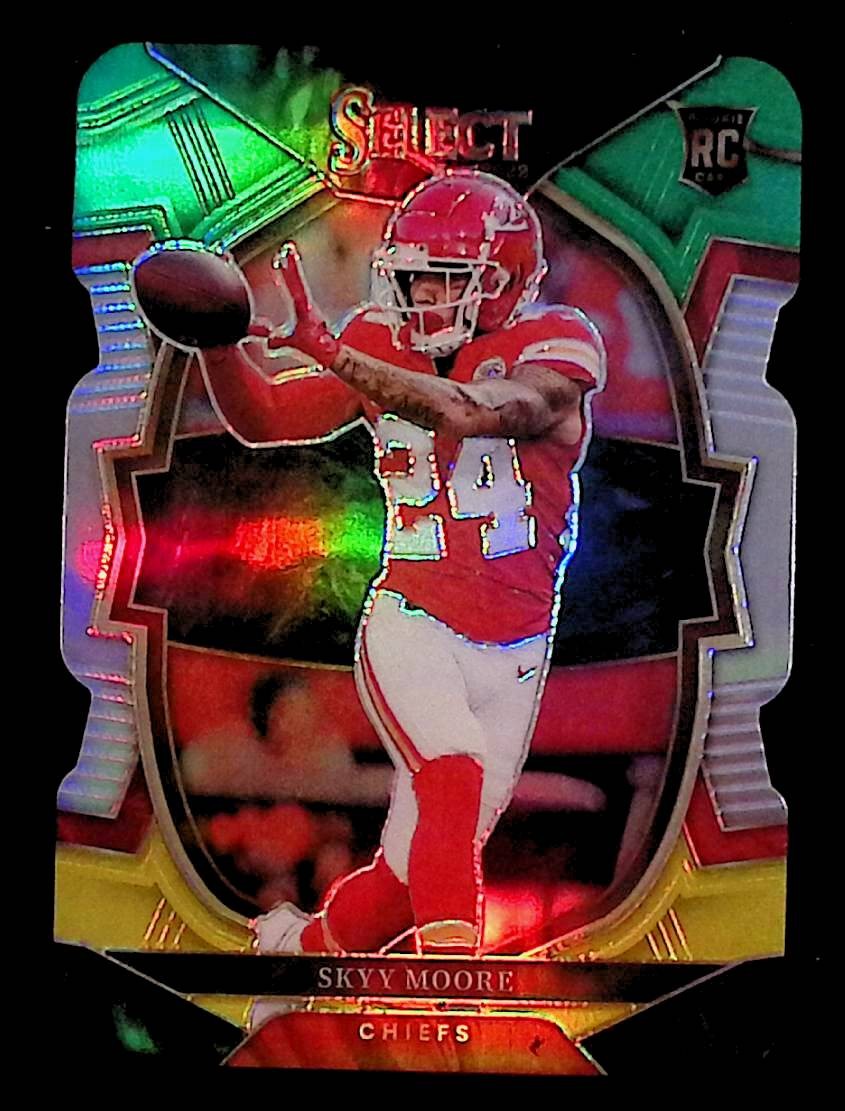 Skyy Moore 2022 Panini Select Green and Yellow Prizm Die Cut #21 Rookie Chiefs