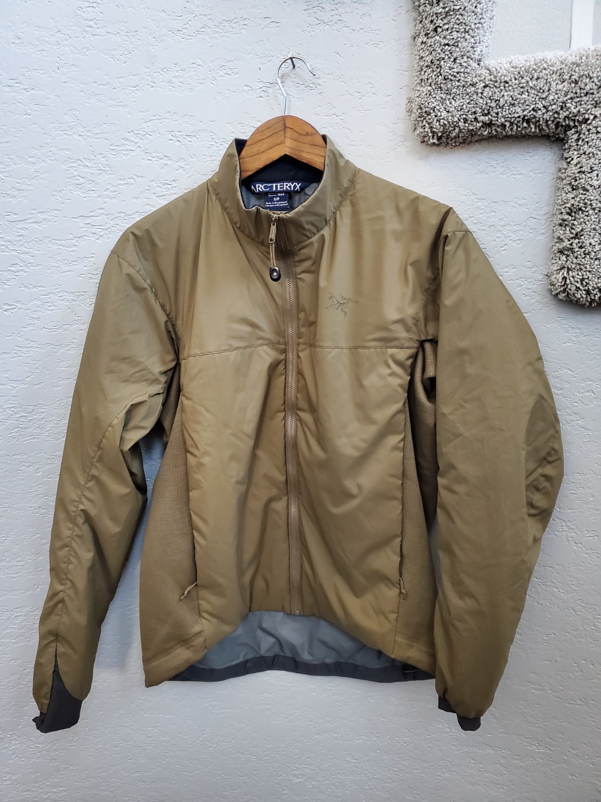 Men's Arc’teryx LEAF Atom LT Jacket Crocodile - S