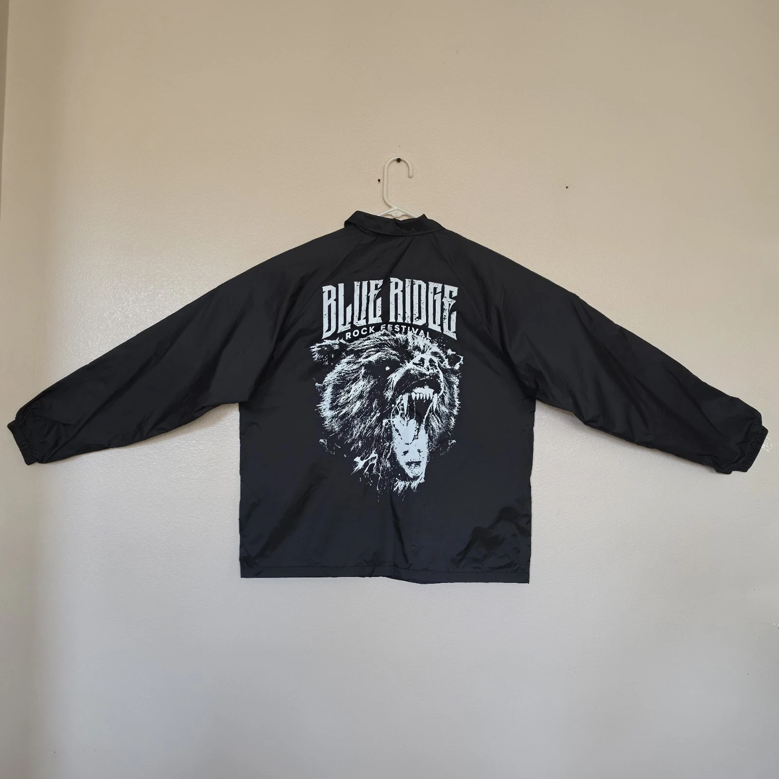 Blue Ridge Rock Festival Windbreaker Men's Large Bear Screaming Coaches Jacket - product detail image 2