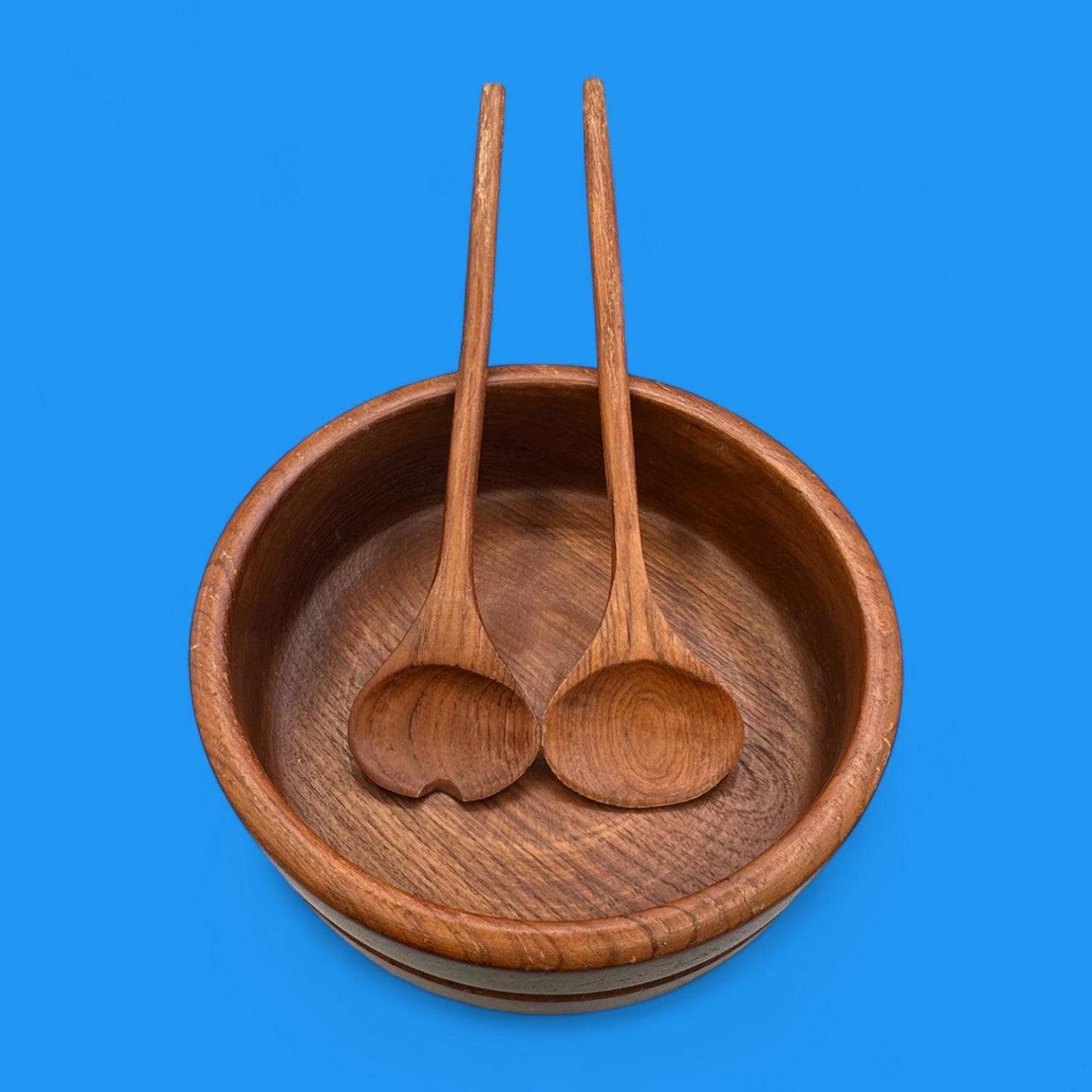Vintage 1970s Carved Teak Wood Grooved Salad Bowl with Fork 