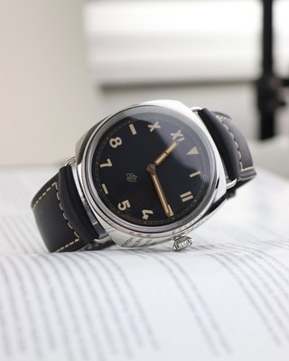 Panerai Radiomir Men's Black Watch - PAM00424 Box and Papers