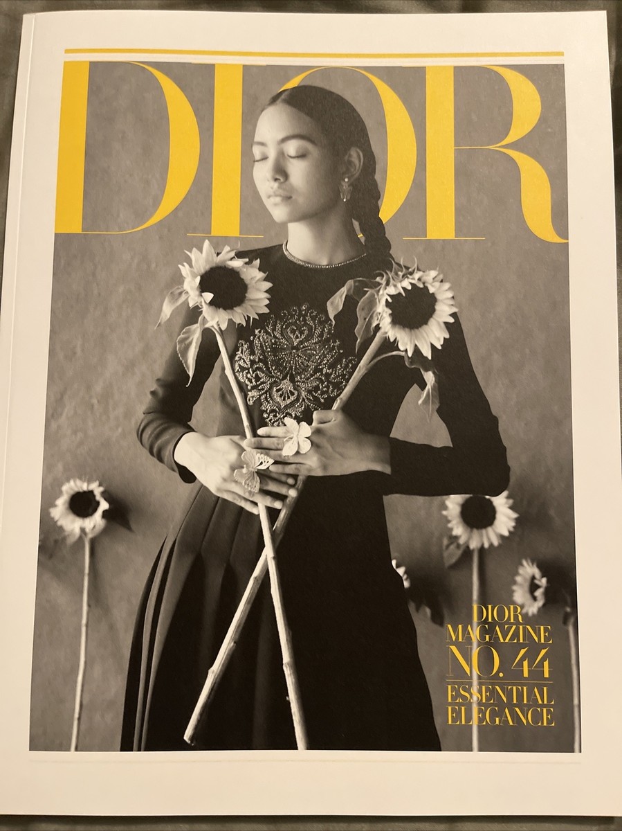 dior 雑誌 ルックブック Dior Book Catalog Magazine No. 44 Essential Elegance Winter 2023