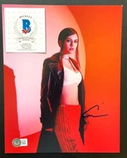 EMILIA JONES SIGNED 8X10 PHOTO ACTRESS CODA OSCAR WINNER LOCKE KEY BAS