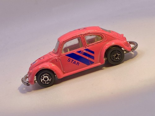 Maistoš„ MC Toy 1962 Volkswagen VW 1200 Beetle - 1984 - Pink 1/64 - - Picture 6 of 13