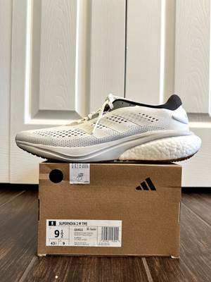 Size 9.5 - adidas Supernova 2 White 