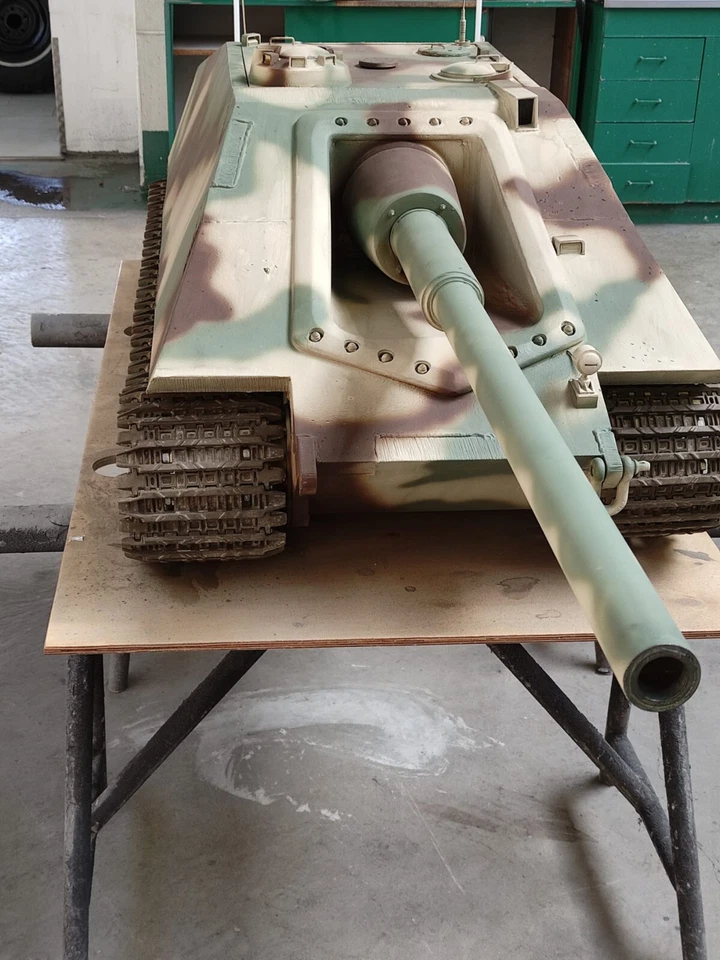 E 100 Sturmgeschütz, Jagdpanzer, Krokodil Maßstab 1:6 - Bild 2 von 4