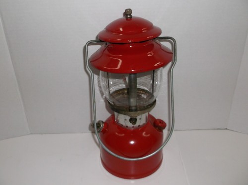 Coleman Model 200A / Made 10/1965 Cherry Red Lantern / Never Used / Original Box - Picture 2 of 13