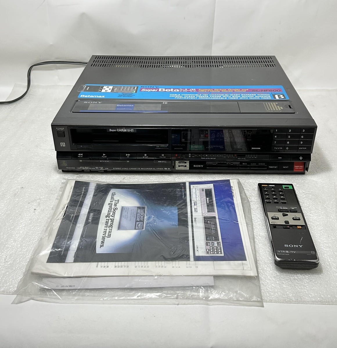 Sony SL-HF600 SuperBeta Betamax Player / Recorder with Remote