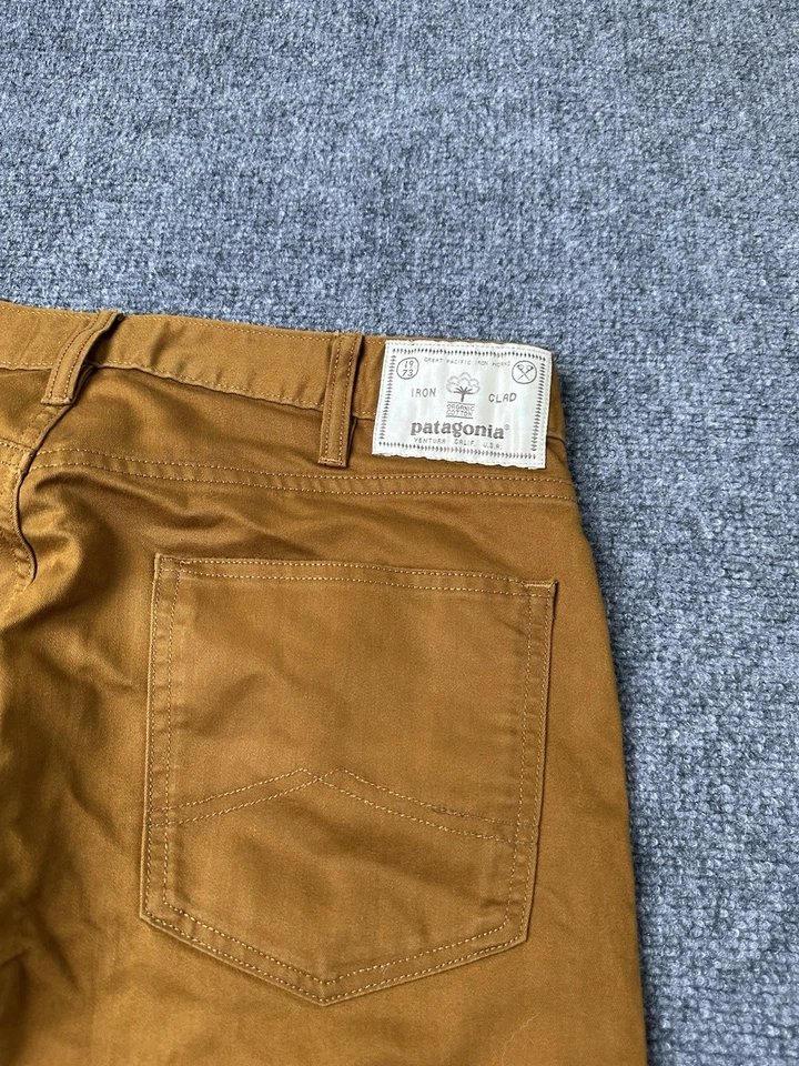 Mens Cotton Patagonia Brown Straight Workwear Pants Made in Sri Lanka Size 34x32 - Image 3 of 4