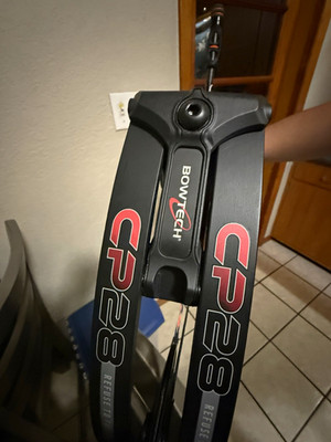 Bowtech CP28 Right Hand 60lb 29in Draw 28in Bow Hunting Aluminum Black/Red