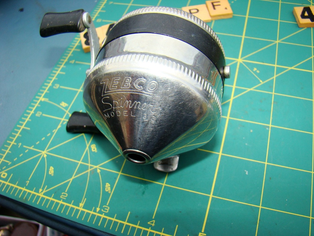 ポコ V8450 PF OLDER ZEBCO 33 METAL FOOT MODEL FISHING REEL | eBay