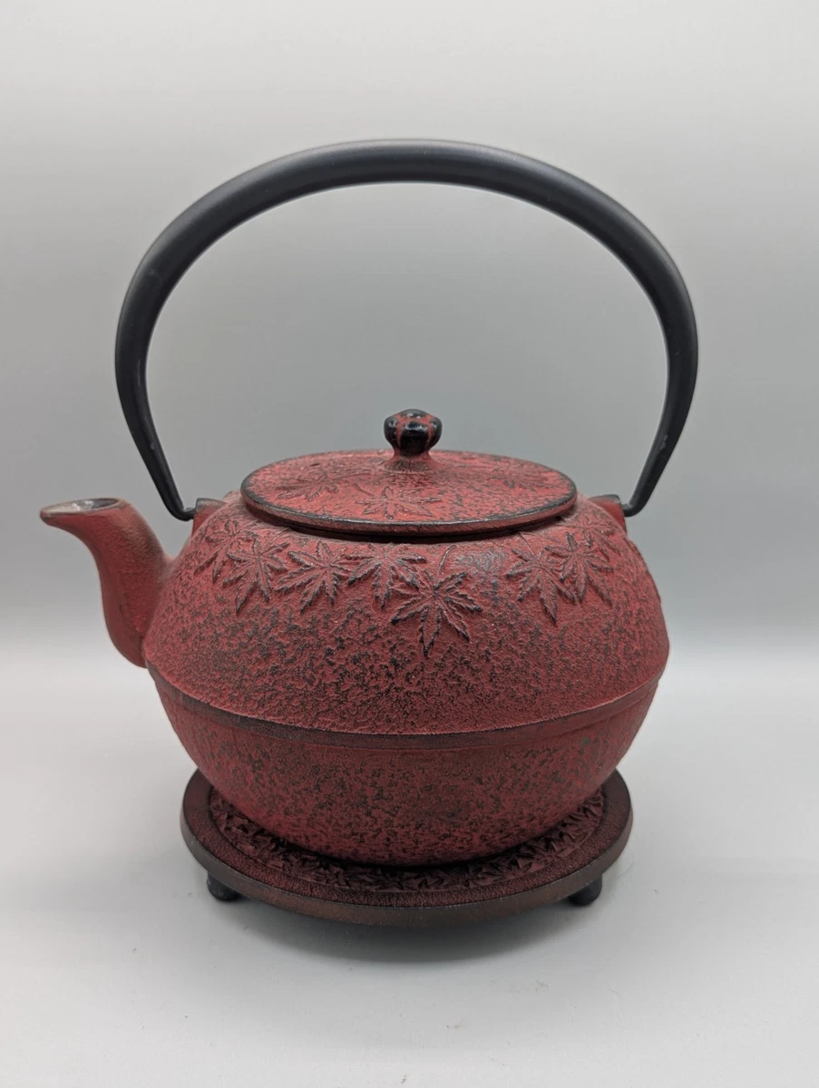 日本茶器 日本古铜精工松鹤纹铸物 日本古铜工艺，精铸松针纹，仙鹤一对， 日本茶器 日本古铜精工松鹤纹铸物 日本古铜工艺，精铸松针纹，仙鹤一对