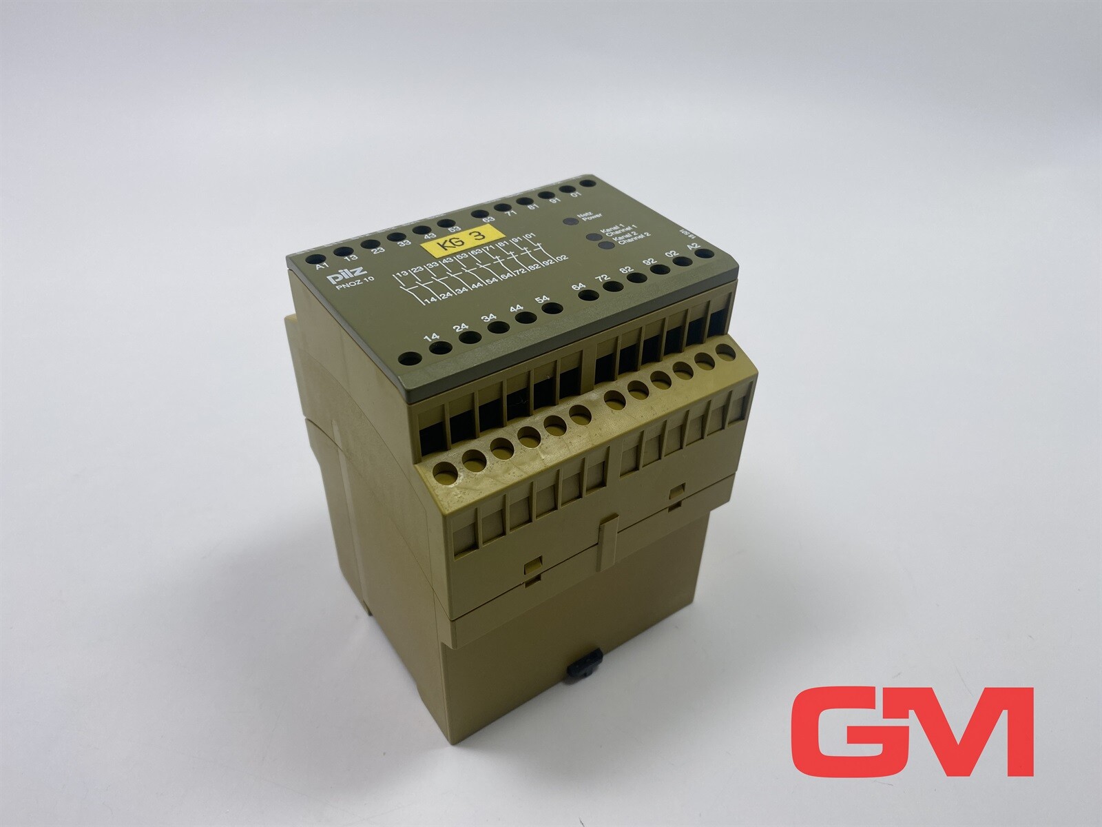 Pilz Safety Relay PNOZ 10 6S/4Ö Lightly Damaged