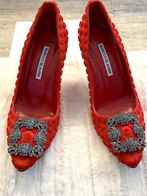 NEW $1,175 Manolo Blahnik Hangisi 95mm Pumps Heels Satin Red