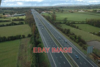 FOTO DIE M5 AUTOBAHN BEI STAVERTON LUFTAUFNAHME DER M5 AUTOBAHN VON EINER CESSNA