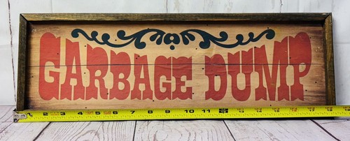 Vintage 1970s Wooden Novelty Sign Set Clean Beds 20¢ & Garbage Dump Rustic Decor - Picture 4 of 7