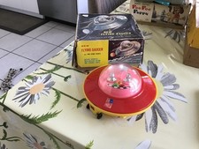 Vintage NEW FLYING SAUCER Two Space Pilots battery operated  plastic box