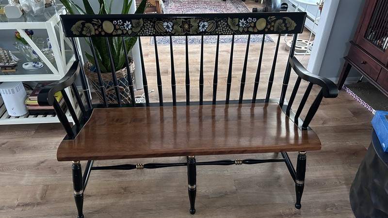 Vintage Nichols & Stone Black Stenciled Windsor Settee Pristine Pick-up only!