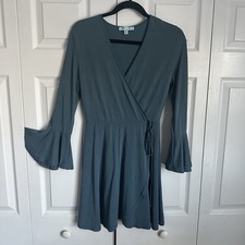 She+Sky Crossover V Neck Wrap Dress Tied Waist Size S Fairy Festival Feminine