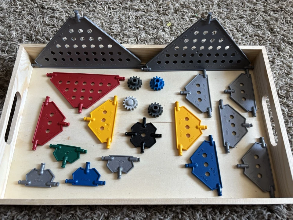 Almost 20 Lbs Of KNEX Rods, Connectors, Gears, Wheels, See Pics! - Image 4 of 4