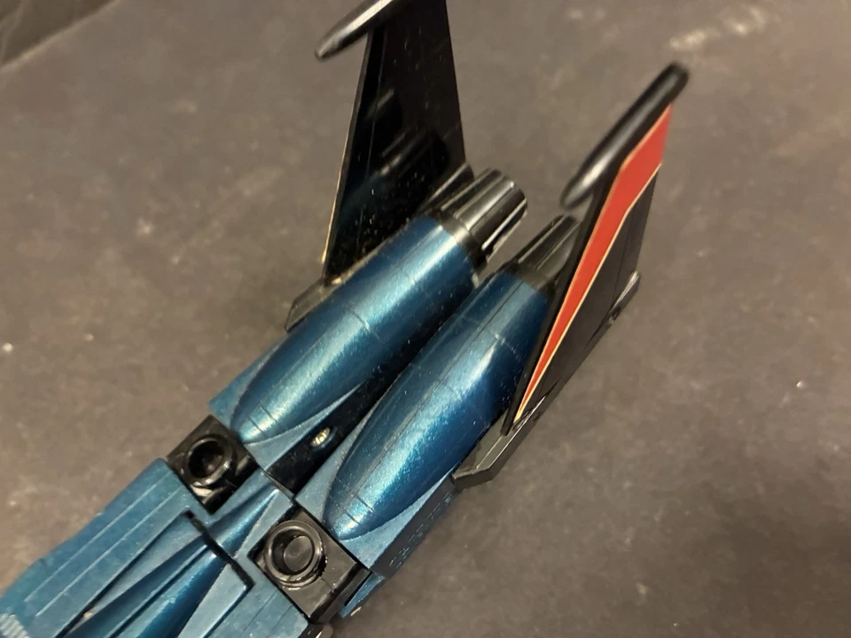 Hasbro Takara 1983 G1 Transformers Thundercracker de colección solo piezas Foto 3 de 4