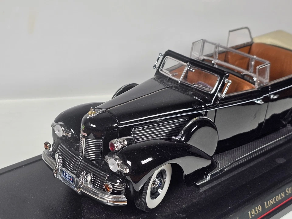 Road Signature 1:24 (Not 1:18) Presidential Series 1939 Lincoln Sunshine Black - Image 2 of 4