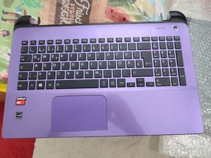 Tastatur von L50B Serie Toshiba Laptop in Lila Farbe