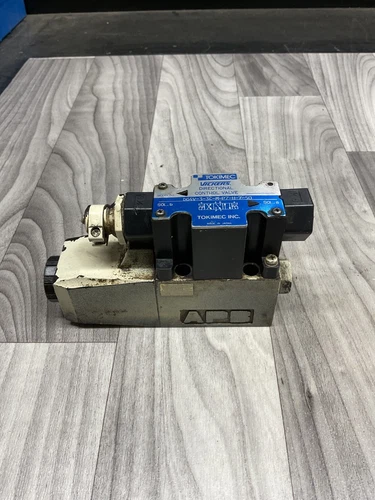 VICKERS DIRECTIONAL CONTROL VALVE DG4V-3-3C-M-P7-H7-50 #4020D91PR6