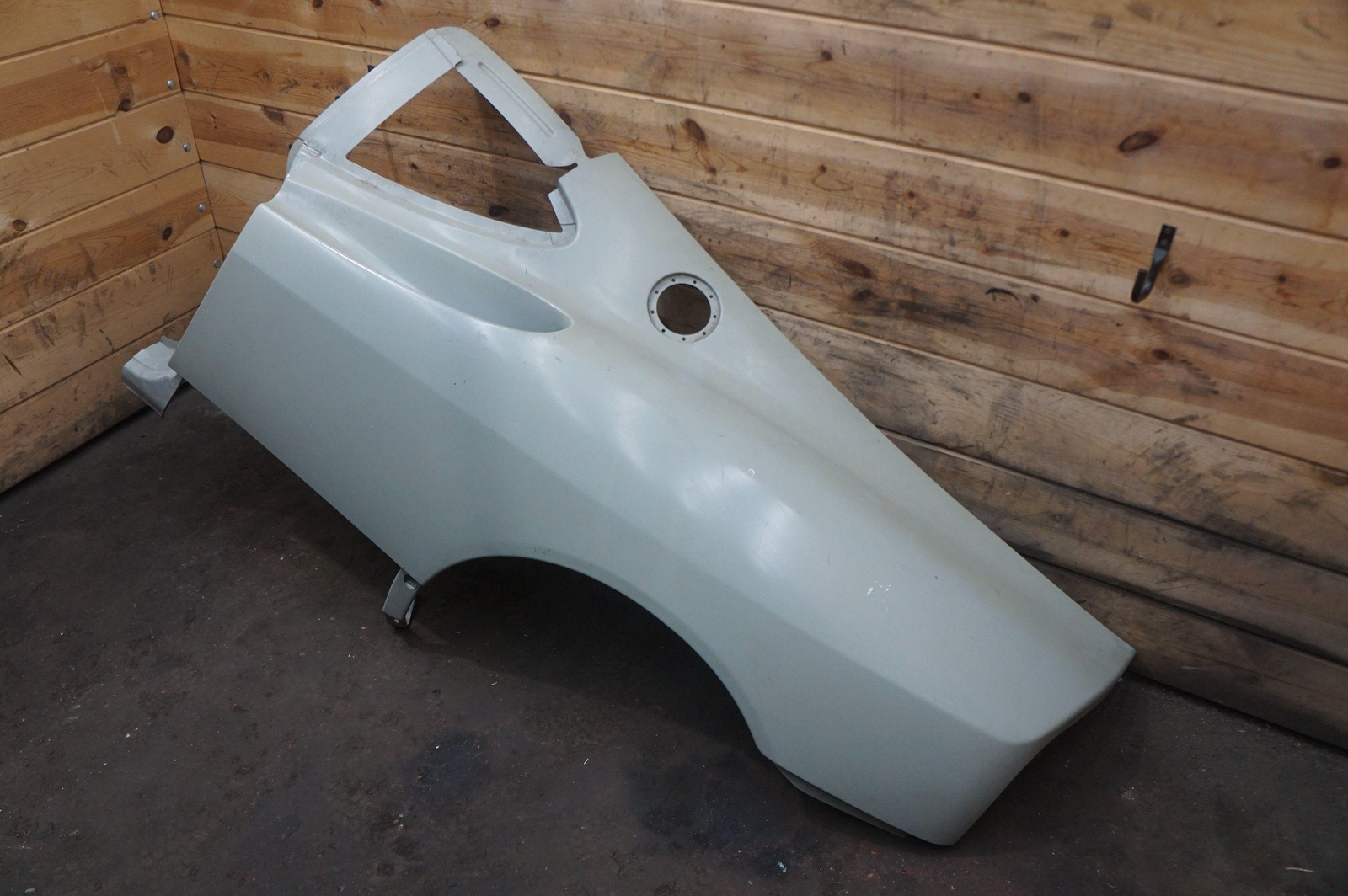 New Rear Left Quarter Panel Fender OEM 69401611 Ferrari F430 Challenge 2006