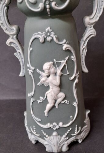 SCHAFER VATER JASPERWARE VASE GREEN 19.5cms - Picture 2 of 8