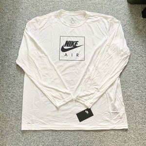 nike t shirt box logo