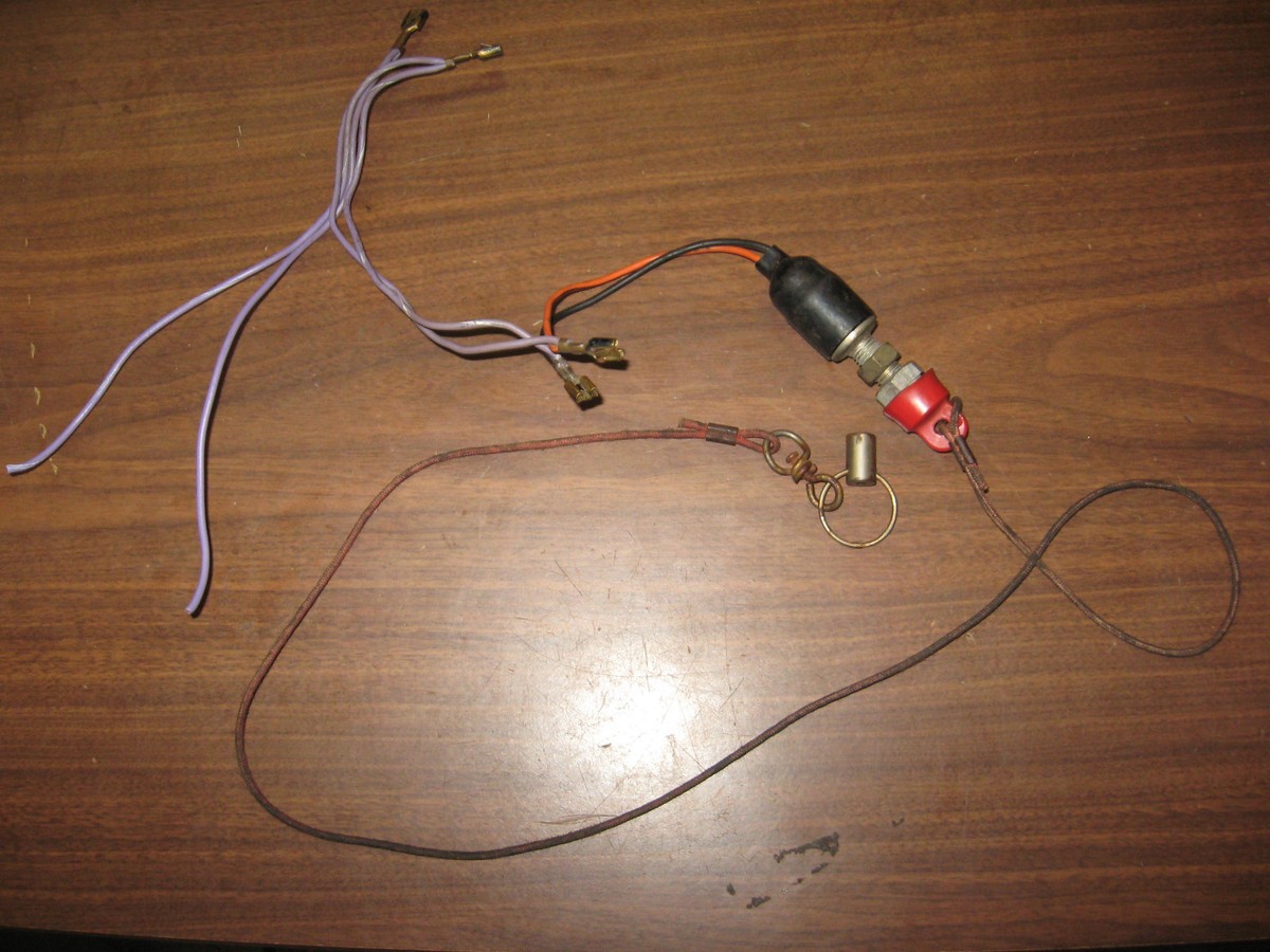 BOMBARDIER SNOWMOBILE TETHER