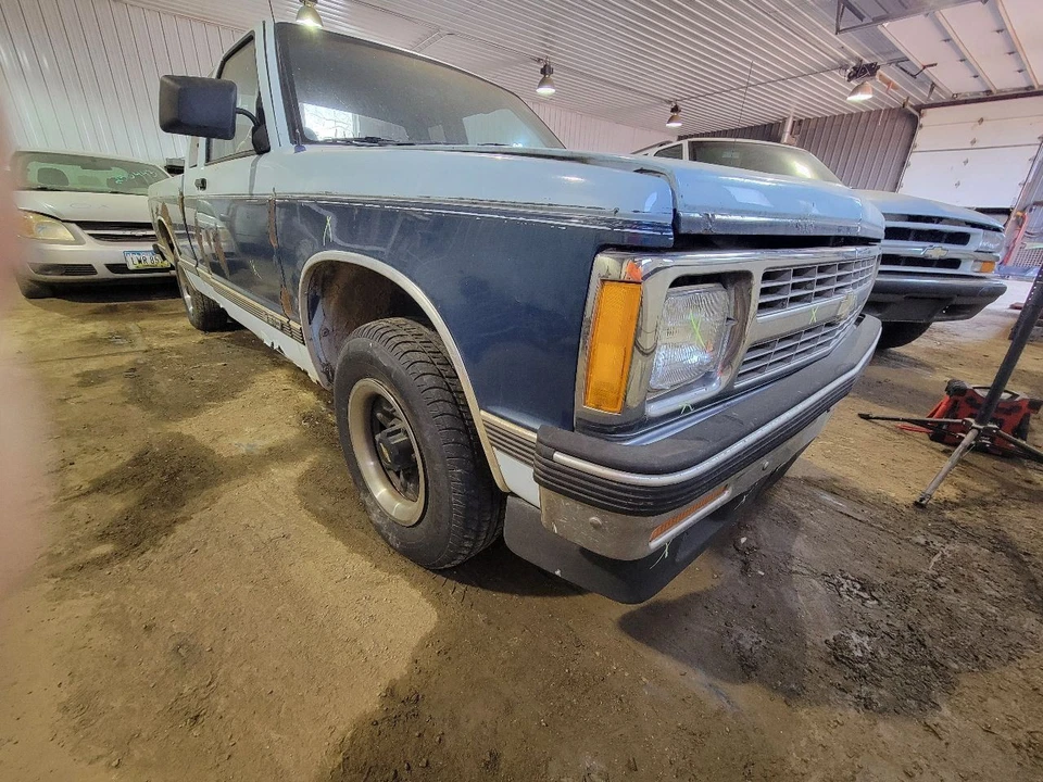 散热器芯支撑适用于 91-94 BLAZER S10/JIMMY S15 2068936 — 第 3/4 张图片