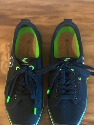 New Cariuma x Razer Sneakers Limited Edition, Men s Size 8 black and lime green