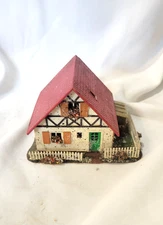 HO Scale Water Wheel Mill House 