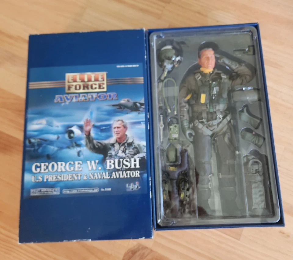 Figura George W Bush Presidente de los Estados Unidos y Aviador Naval 2003 Elite Force Aviator  Foto 3 de 4