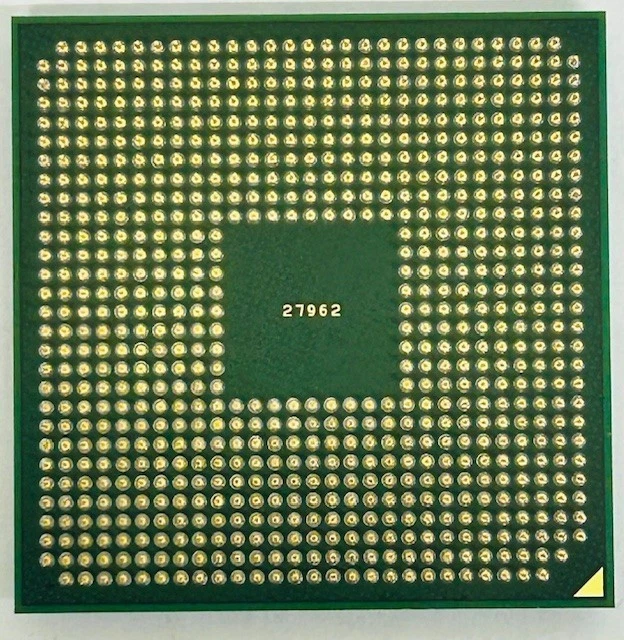 AMD Athlon ADA3000AEP4AX 64 3000+ 2.0GHz Processor / CPU - Newcastle Core - Image 2 of 3