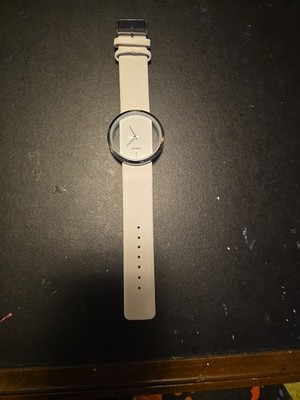 ~*Brand New White Quartz Watch*~