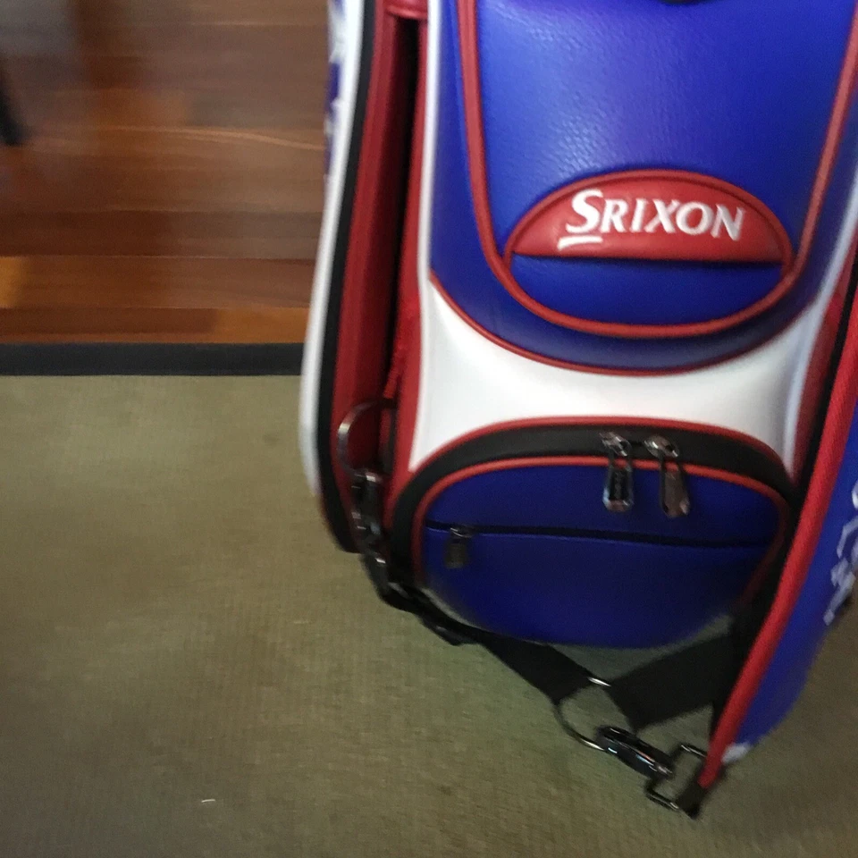 Impresionante bolsa de golf SRIXON CLEVELAND GOLF 2023 edición limitada US Open Tour Staff Foto 3 de 4