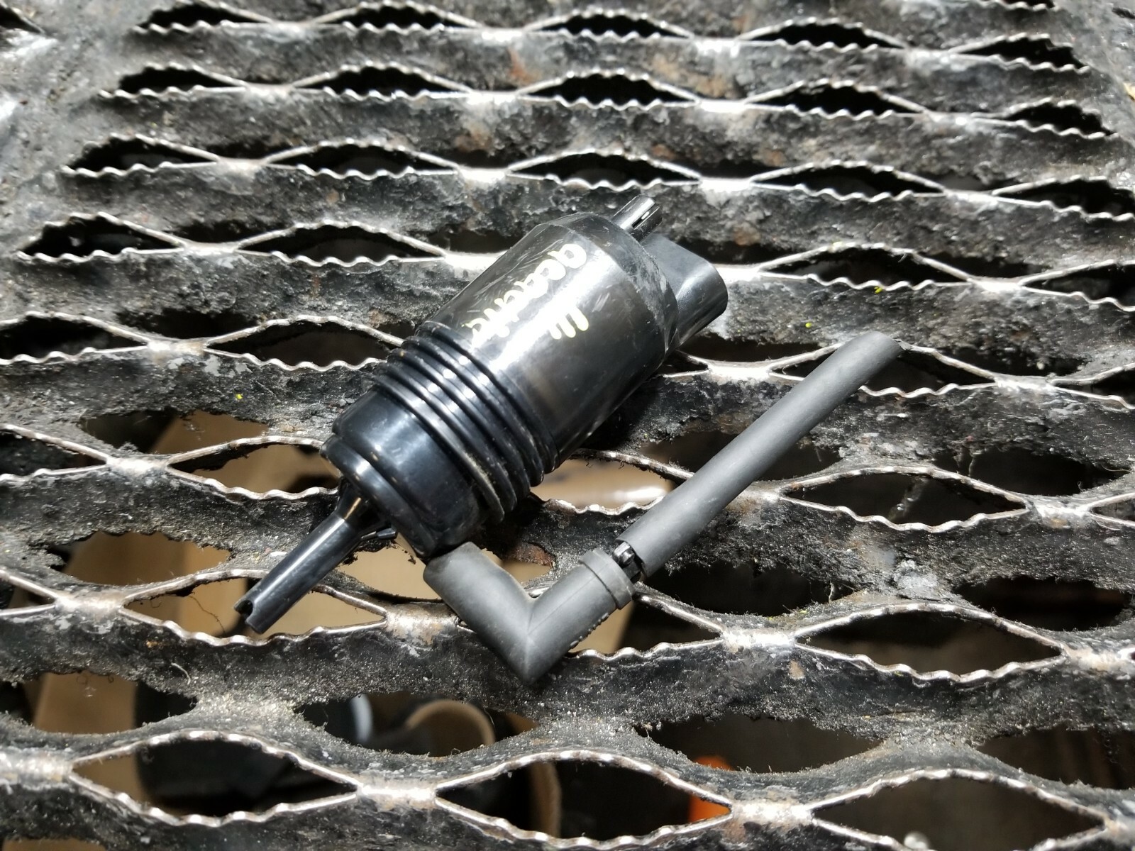 13 14 15 GMC ACADIA Windshield Washer Pump OEM eBay