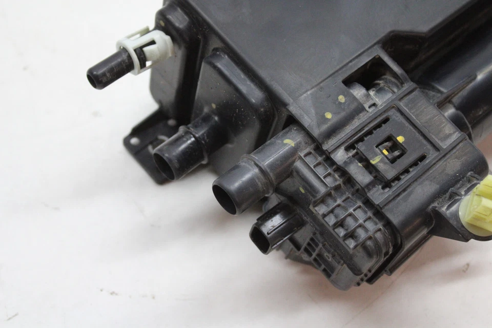 2020 SUBARU LEGACY FUEL VAPOR EVAPORATOR EMISSION CANISTER 77740 08070 OEM 16 - Image 4 of 4