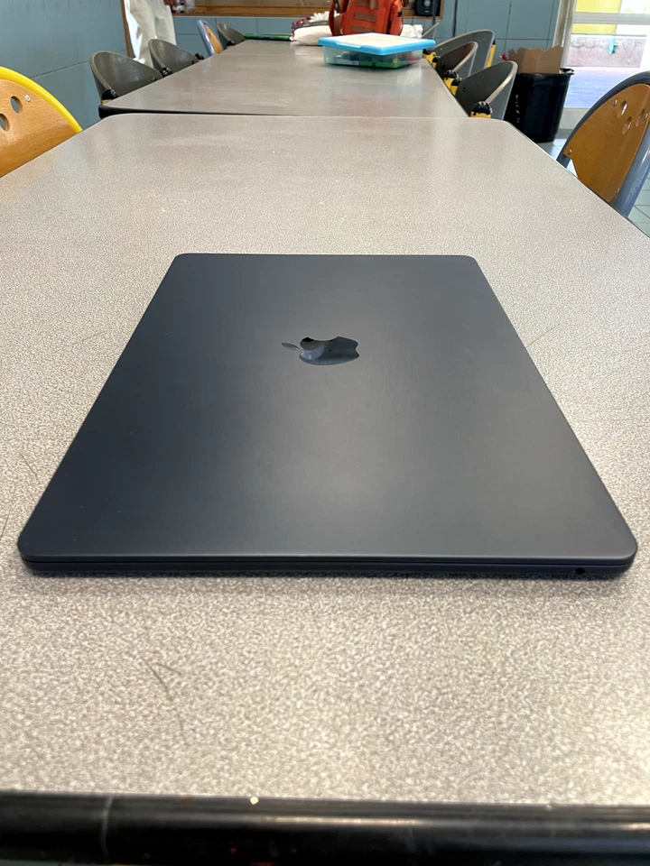 Apple MacBook Air 15" M2 · 8GB · 256GB, photo 4 sur 5