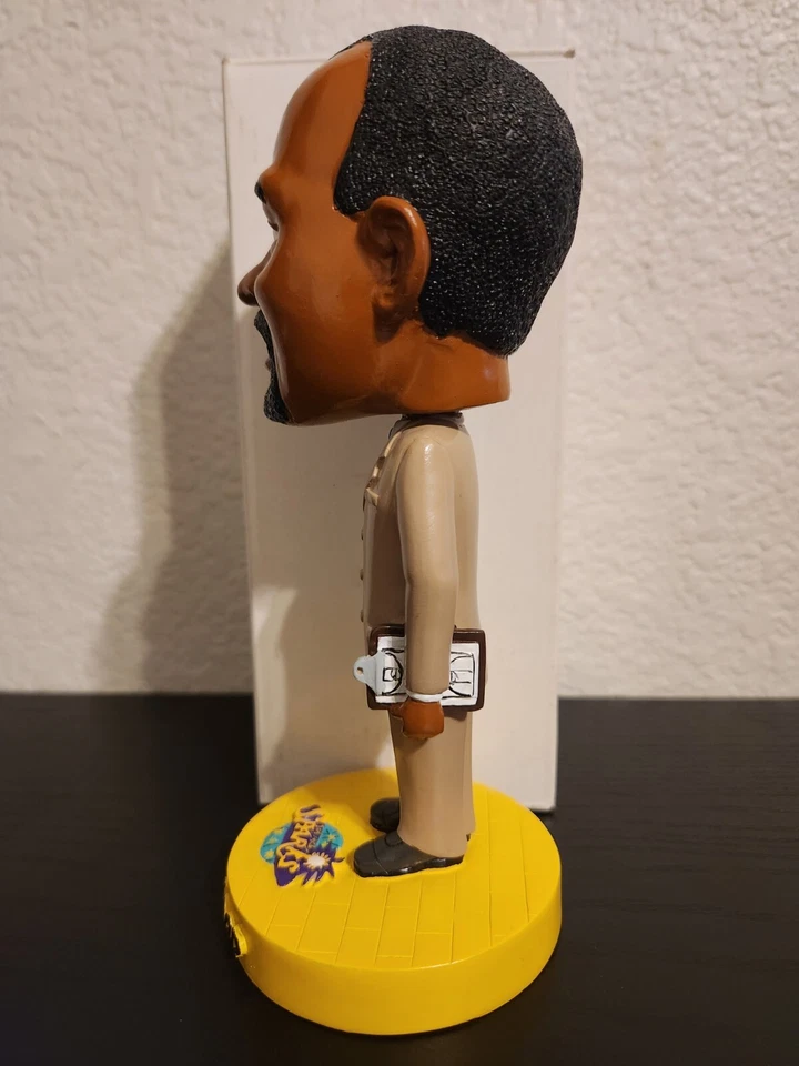 BOBBLE HEAD Michael Cooper Coach Coop Los Angeles Sparks Head Coach In Suit - Image 4 of 4