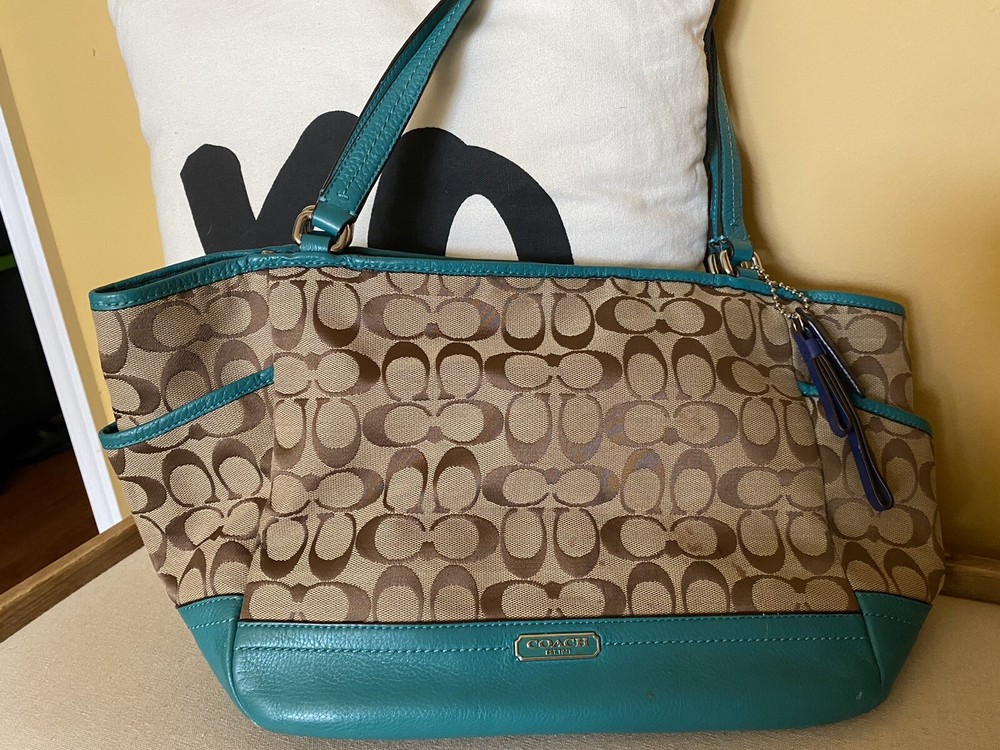 Coach Carrie Over Shoulder Purse