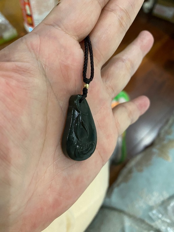 NEW HIGHEND*RARE*HETIAN GREEN JADE/稀有天然和田玉碧玉 LUCKY BAT/幸运蝙蝠 NECKLACE