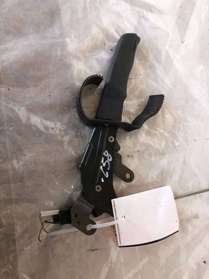 Chrysler Crossfire 2004 freno de emergencia manija de freno de estacionamiento palanca de freno de mano fabricante de equipos originales Foto 2 de 4