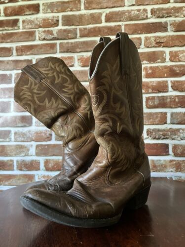 Ariat Men’s Size 9 Cowboy Boots