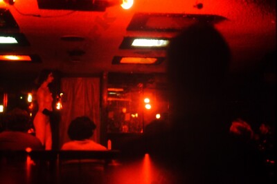 Pretty woman curvy exotic dancer on stage  candid 35mm Slide V8t13