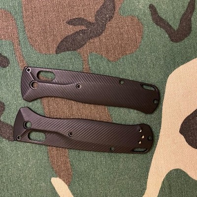 Benchmade Bugout 535 / Flytanium Black Richlite Scales / RH
